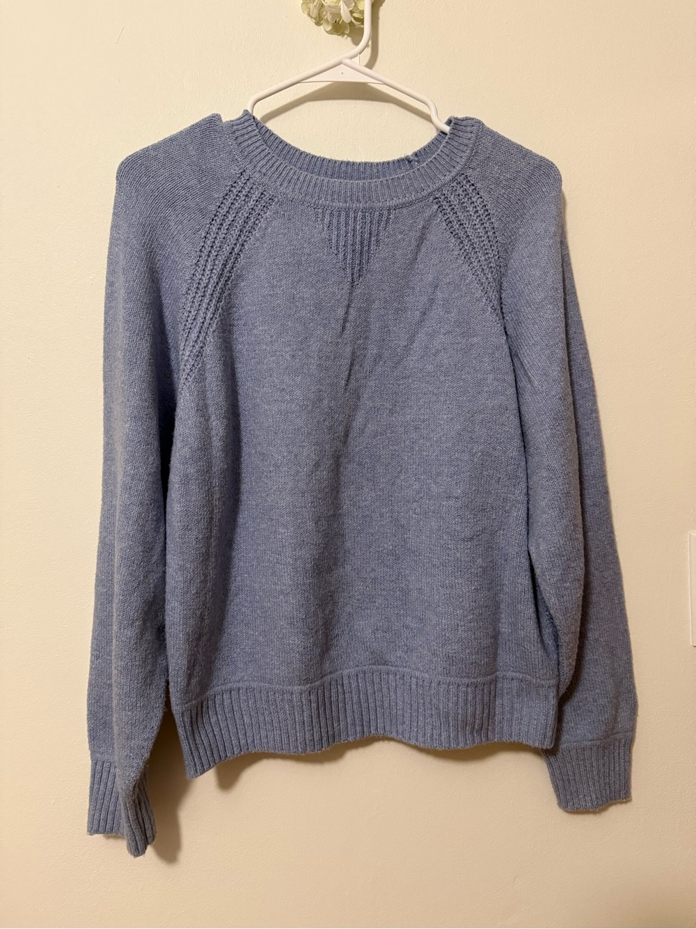 Universal Thread Light Blue Crewneck Sweater